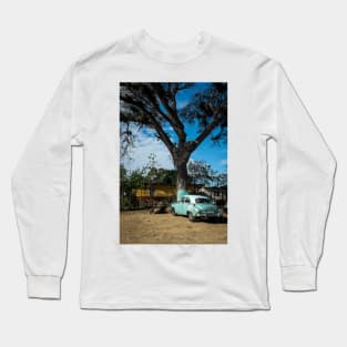 American car from the 50's, Cuba Long Sleeve T-Shirt